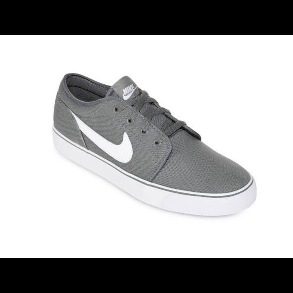 Nike Toki shoes